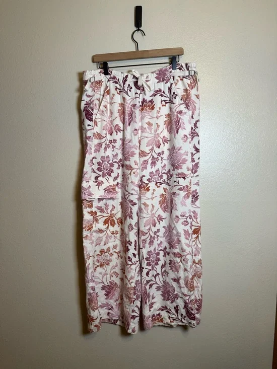 Anthropologie Pilcro Linen Printed Beach Cargo Pants - Picture 2 of 7